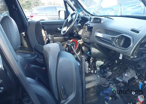 2016 Jeep Renegade Trailhawk из США, поврежденный, VIN ZACCJBCT5GPD01198